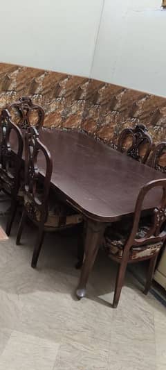 dinning table with 8 chairs