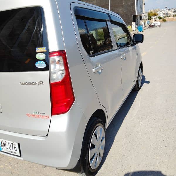 Suzuki Wagon R 2017 4