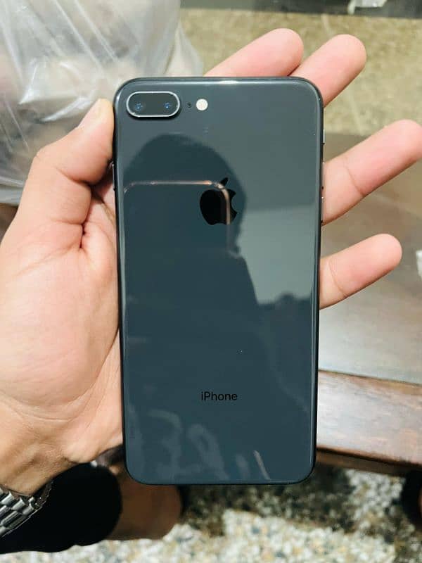 iphone 8 plus 4