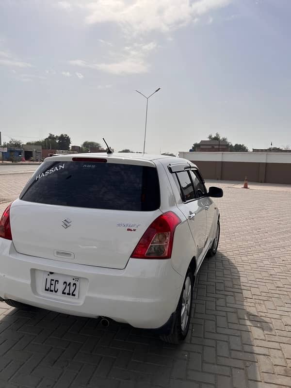 Suzuki Swift 2012 8