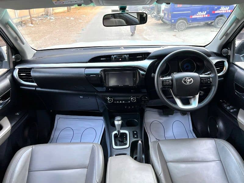 Toyota Hilux 2019 13