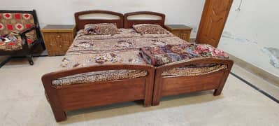 As Salam o alikum Single double bed lakari bahut achi wali hny