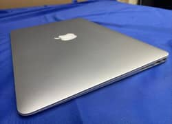 MacBook Air 13-inch (2017)