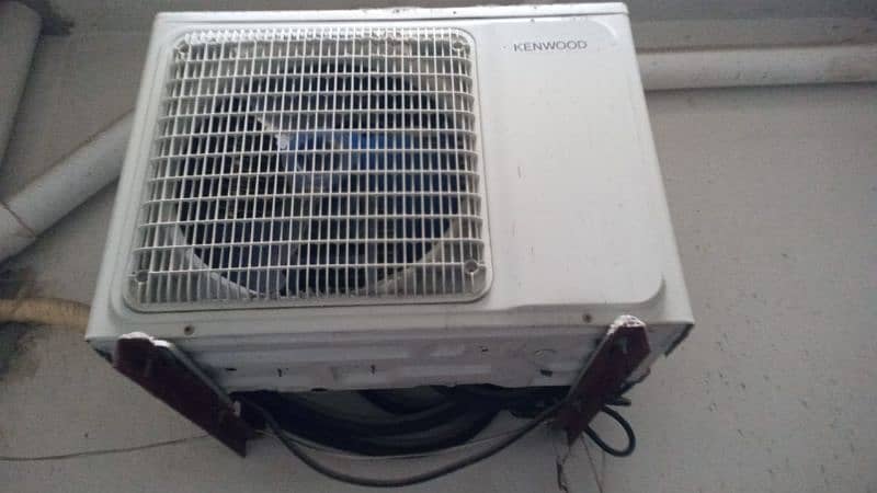 Kenwood AC inverter DC 1