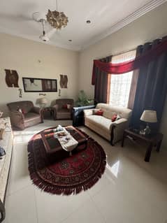 A Well Designed Upper Portion Is Up For Sale In An Ideal Location In Karachi