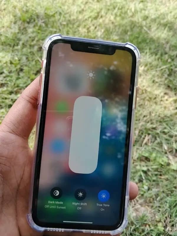 iphone xr pta approved 0