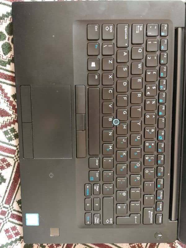 Dell latitude 7490 3