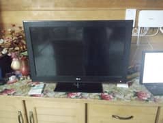 Used LG LCD TV 32 inch. Model 32CS461