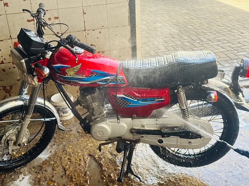 Honda CG125 2011 model 2