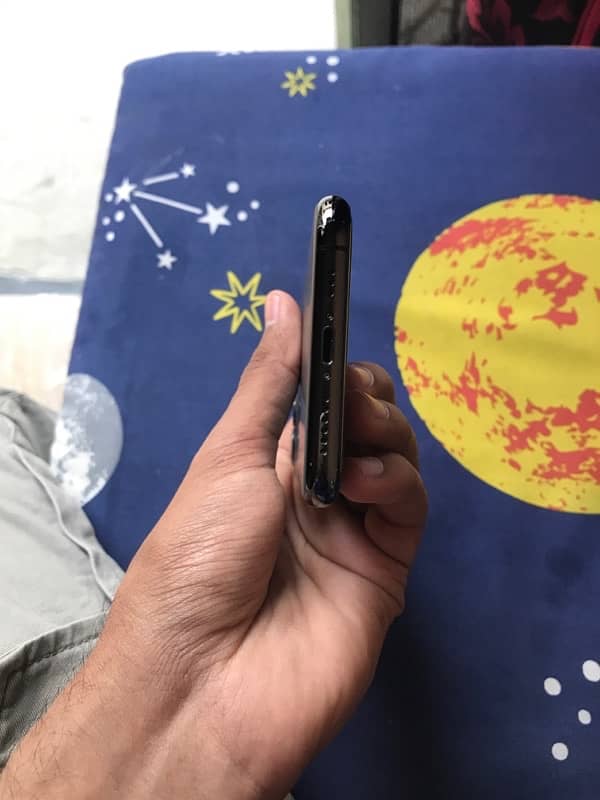 iphone 11 pro 3