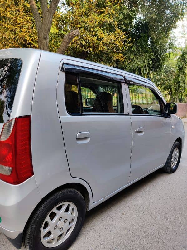 Suzuki Wagon R 2018 5