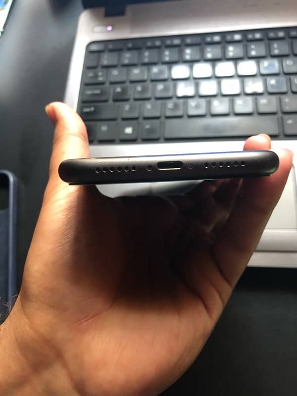 Iphone 11 non PTA 1