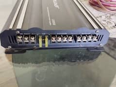 Car amplifier with wires