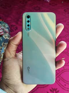 Vivo S1 4/128GB with complete box and charger