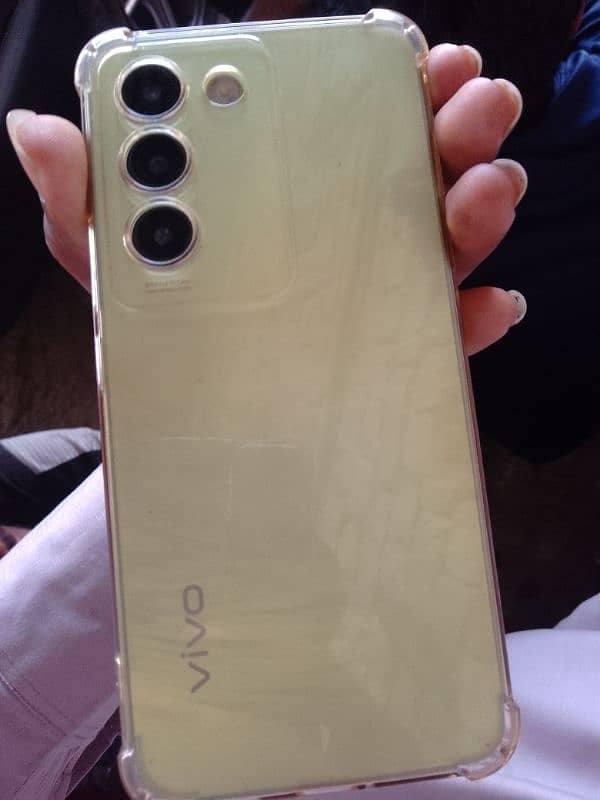 vivo y100 0