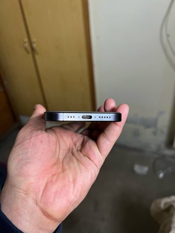 iphone 15 pro 128gb JV 1