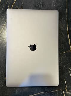 Macbook Pro 2019 Model 16'inchs 32GB Ram 512gb hdd