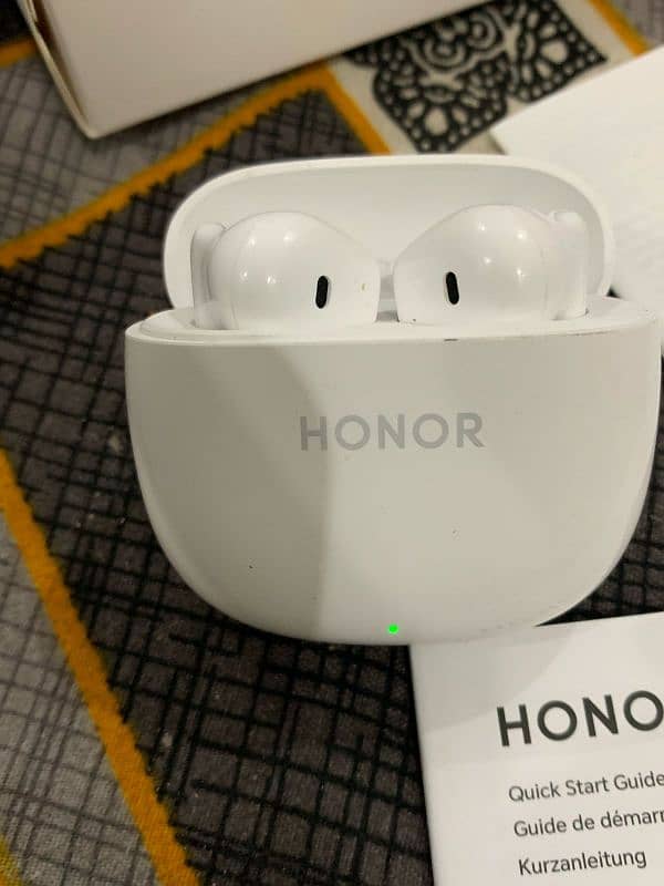 Honor earbuds x 6 1