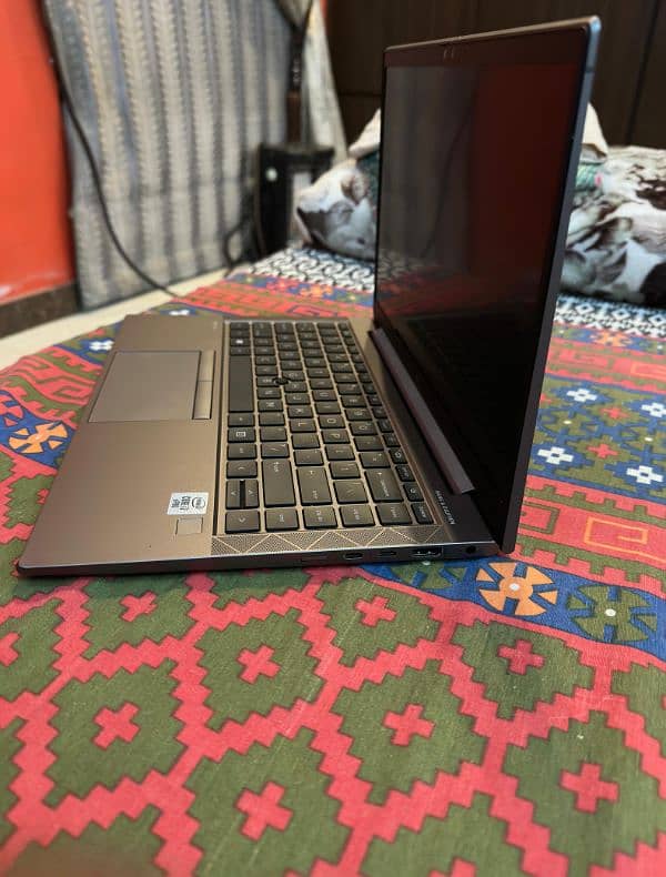 Hp Zbook Firefly 14 G7 1