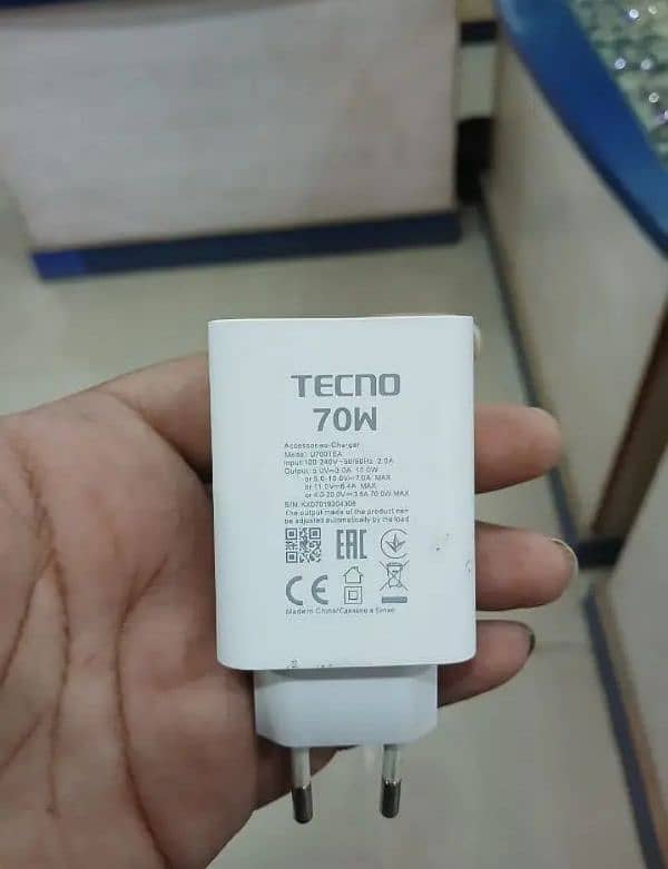 Tecno camon 30 Ram (12+12=24GB) Rom 256GB. 6