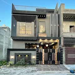 3 Years Installments Plan 5 Marla Brand New House For Sale In Park View City