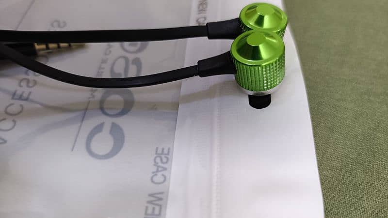 branded imported stock lot flat wire chapti taar hand free for gamers 4