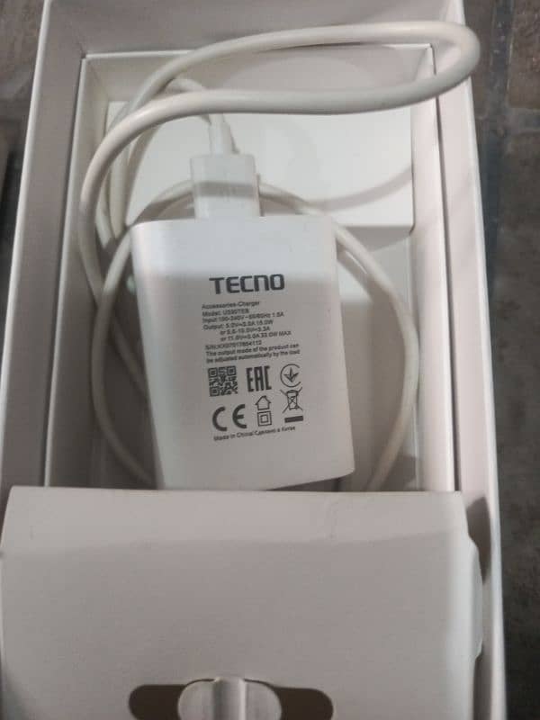 Tecno spark 20 pro plus 6