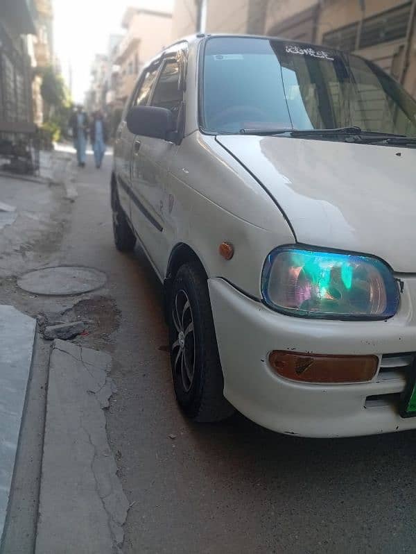 Daihatsu Cuore 2003 3