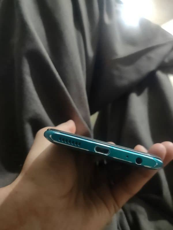 Tecno Spark 5 Pro With Box And Charger 2