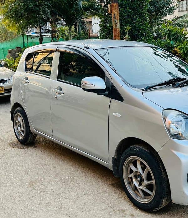 Daihatsu Mira 2016 3