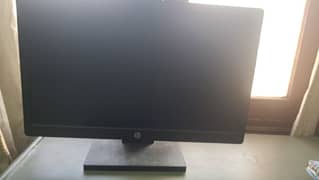 HP EliteDisplay E222 24 Inch urgent sale