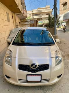 Toyota Vitz 2007 Reg 2010 Climate Control AC