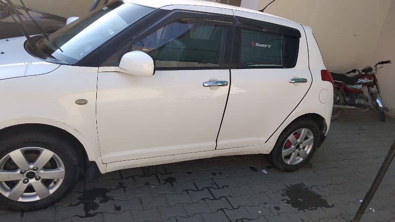 Suzuki Swift 2010 16