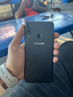 Samsung A20s