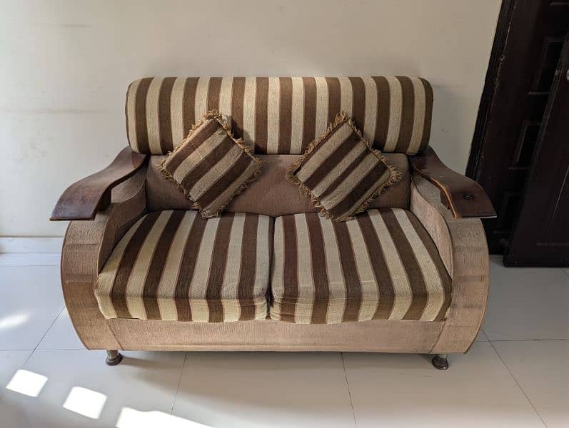 5 Seater Sofa Set 0