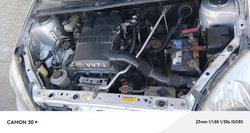 Toyota Vitz 2003 4