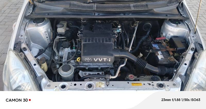 Toyota Vitz 2003 5