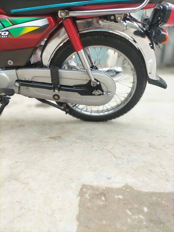 Honda cD70cc 2