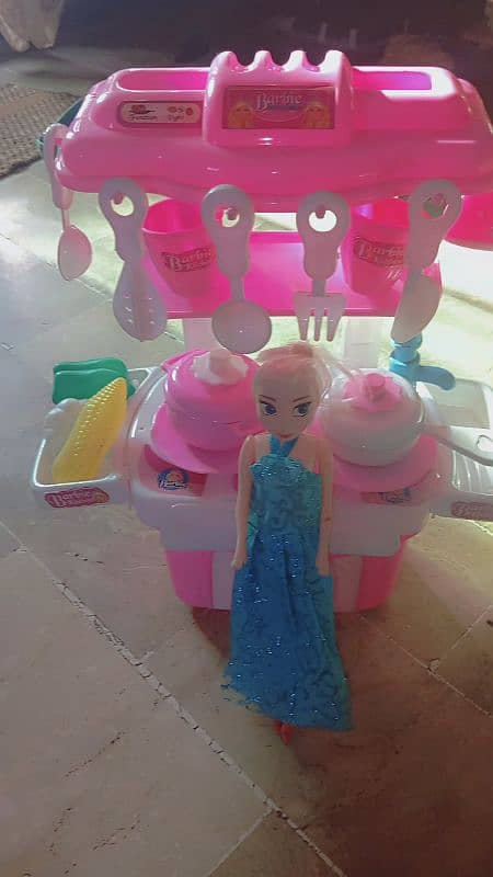 THIS IS A MINI KITCHEN SETS FOR GIRLS. 6