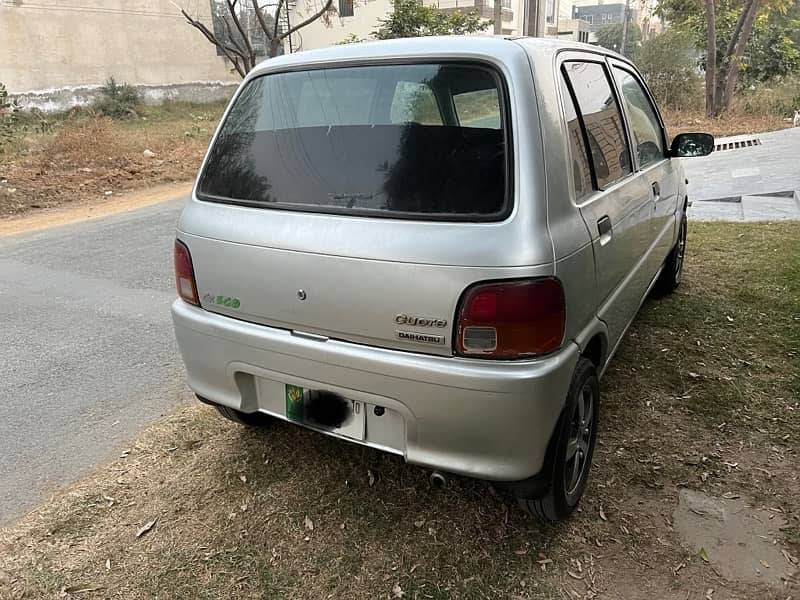 Daihatsu Cuore 2010 3