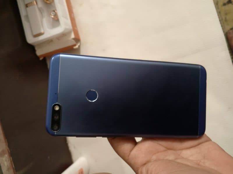 Huawei Honor 8 Pro 0