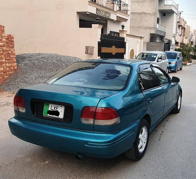 Honda Civic VTi 1997 4