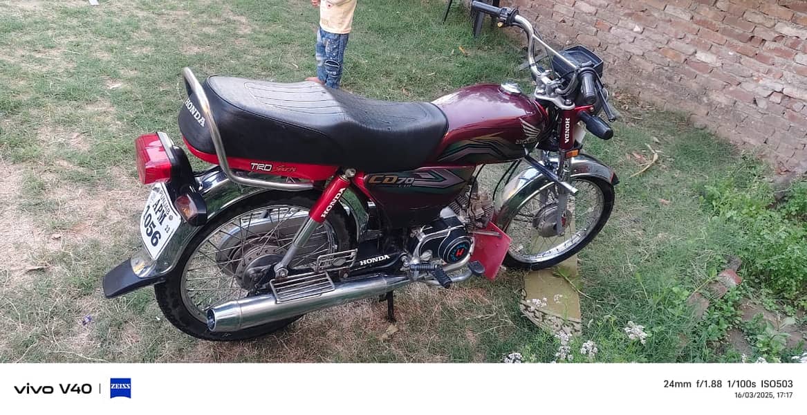 Honda CD 70 2022 3