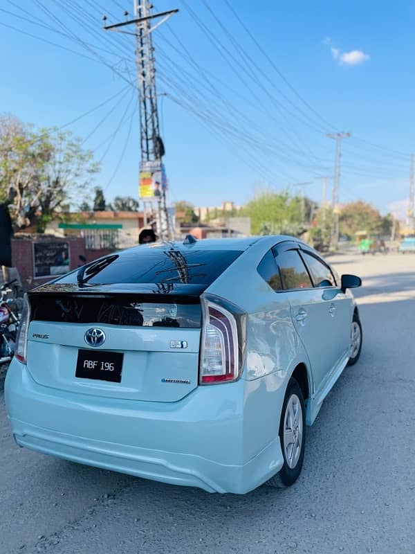 Toyota Prius 2011 0