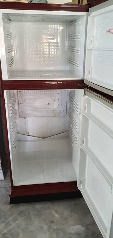 PEL REFRIGERATOR 6