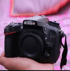 Nikon D7100 [professional Body]