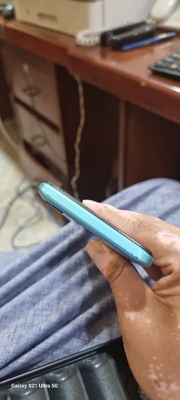 Tecno spark 8C in excellent condition 3