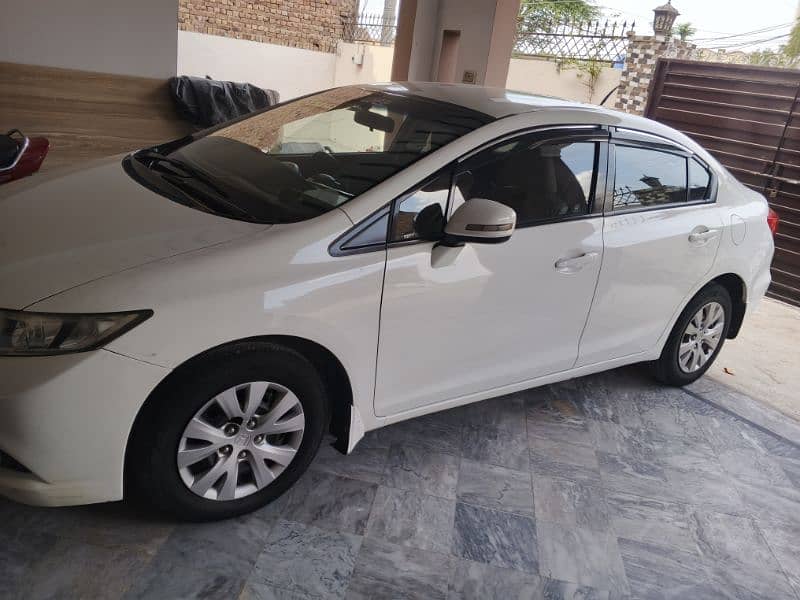 Honda Civic VTi 2012 1