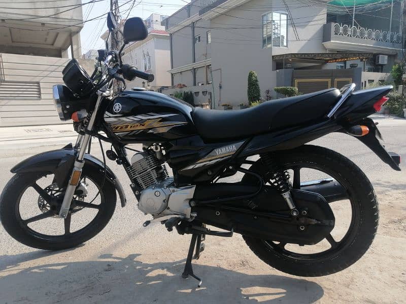 Yamaha YB 125Z-DX 0