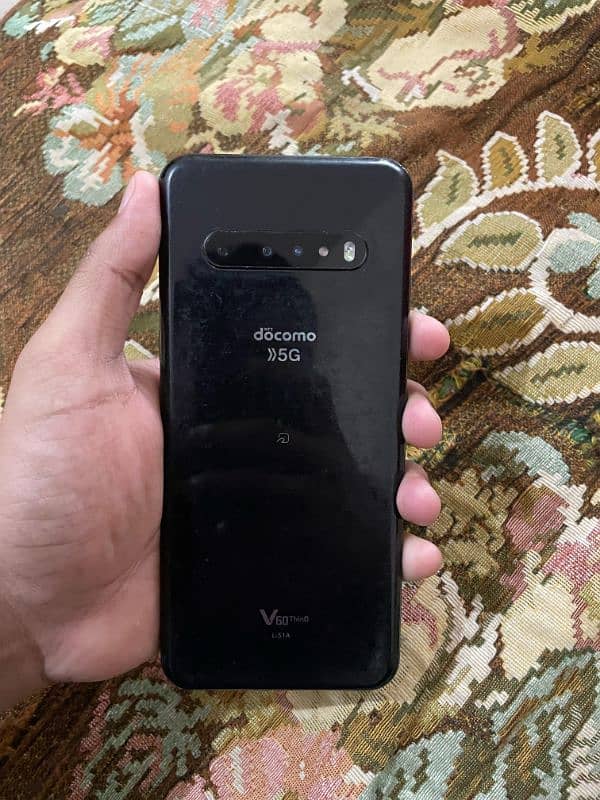 LG V60 5G docomo 1